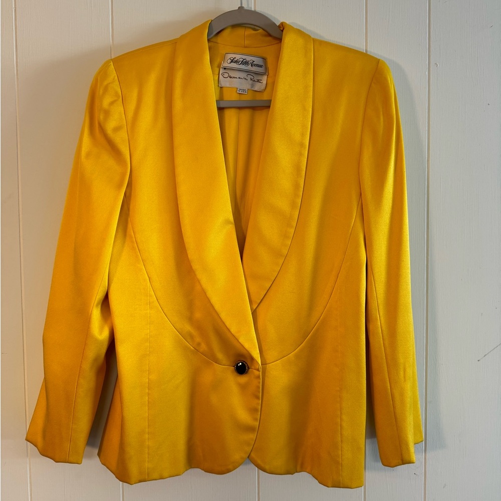 Vintage Women’s Oscar de la Renta Blazer